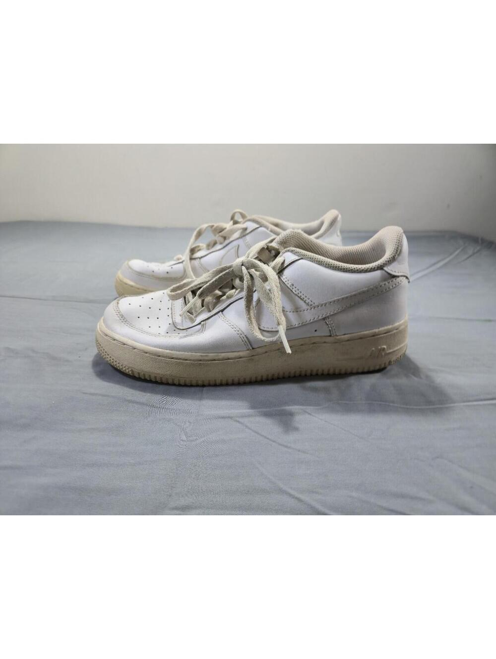 Nike Air Force One Shoes Size 6Y Low Triple White Sneakers Boys DH2920-111